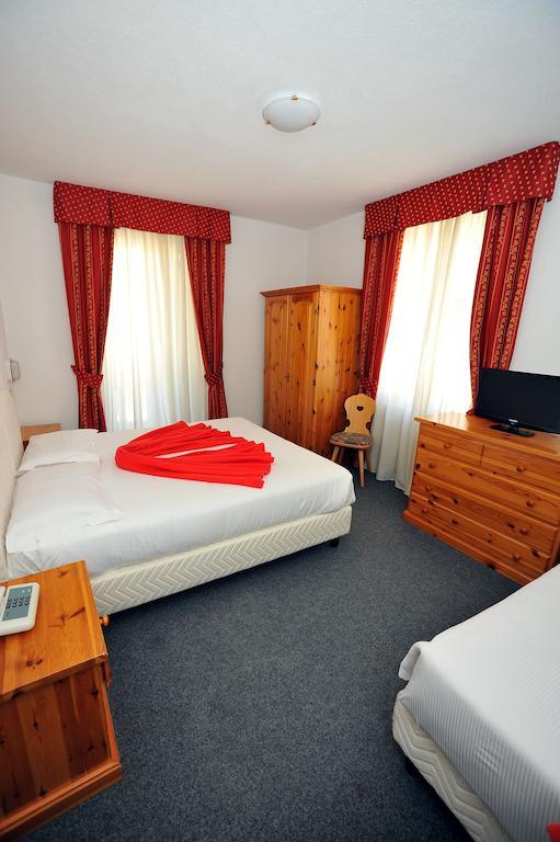 Hotel Capitani Борміо Екстер'єр фото